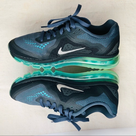 Women’s Nike Air Max running shoes sneakers - Picture 2 of 16